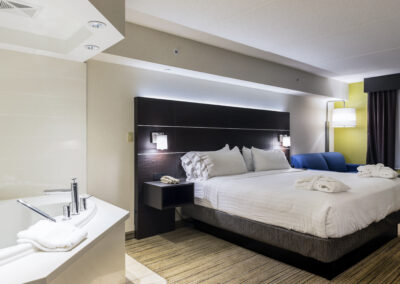 Holiday Inn Express-Brampton
